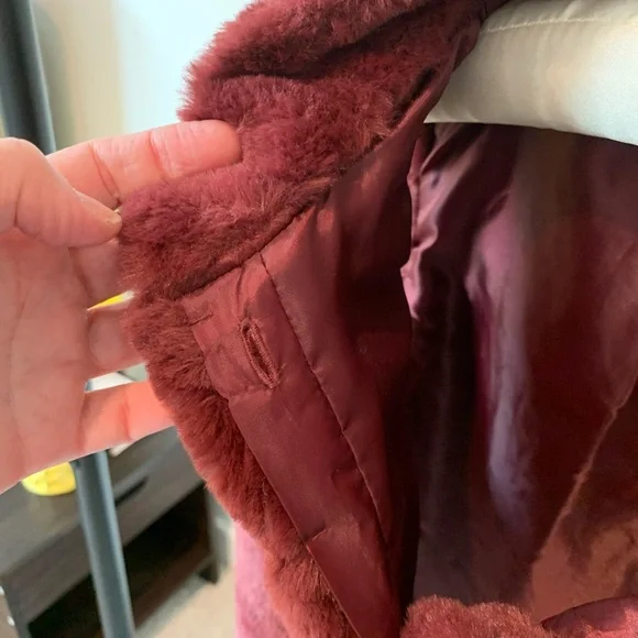 Epic Threads - Picture 5 of 12